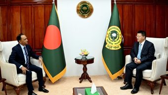 ডেপুটি স্পিকারের সঙ্গে চীনের বিদায়ী রাষ্ট্রদূতের সাক্ষাৎ