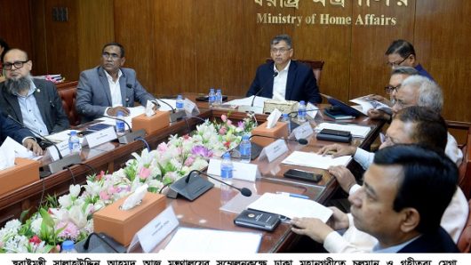 ঢাকা মহানগরীর যানজট নিরসনে ১৫ দিন পরপর অনুষ্ঠিত হবে সমন্বয় সভা – স্বরাষ্ট্রমন্ত্রী
