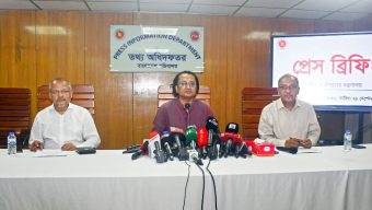 অপতথ্য প্রতিরোধে আইনের পাশাপাশি সামাজিক-রাজনৈতিক সচেতনতা জরুরি: তথ্য উপদেষ্টা