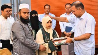 আন্তর্জাতিক কোরআন প্রতিযোগিতায় বিজয়ী হাফেজদের সংবর্ধনা দিলেন প্রধানমন্ত্রী