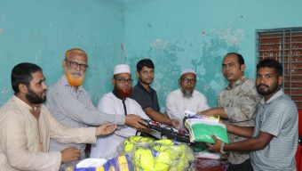 শার্শায় এমপির পক্ষে বিভিন্ন শিক্ষাপ্রতিষ্ঠানে ক্রীড়া সামগ্রী বিতরণ