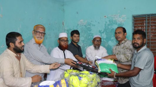শার্শায় এমপির পক্ষে বিভিন্ন শিক্ষাপ্রতিষ্ঠানে ক্রীড়া সামগ্রী বিতরণ