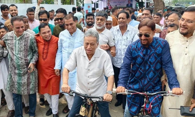 শিক্ষার্থীদের প্রযুক্তি ও কৃত্রিম বুদ্ধিমত্তায় দক্ষ হতে হবে: অর্থমন্ত্রী