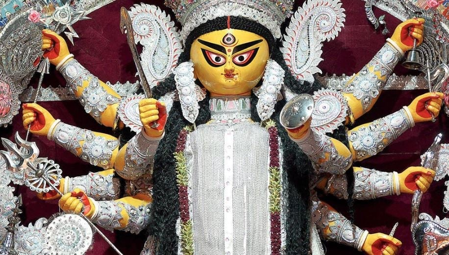 যেভাবে বাঙালি হিন্দুদের প্রধান উৎসব হলো দুর্গাপূজা