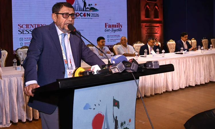 দেশকে ভালোবেসে একসঙ্গে গড়ে তুলতে হবে: স্বাস্থ্যমন্ত্রী