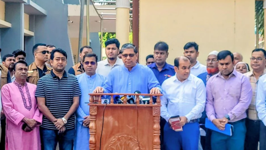 ধর্ম-বর্ণ নির্বিশেষে সব জনগোষ্ঠীকে নিয়ে রাজনীতি করতে চায় বিএনপি: মীর শাহে আলম